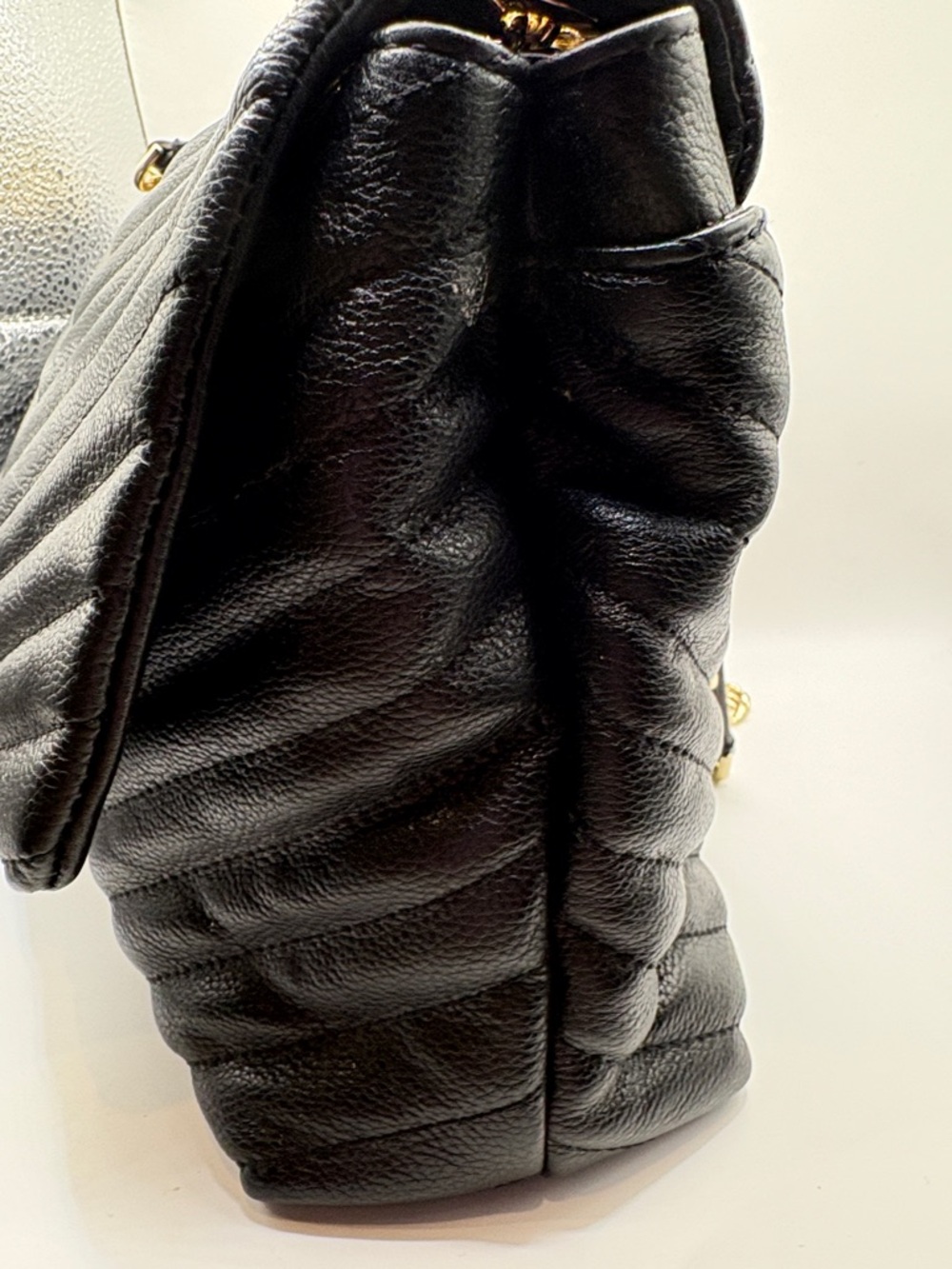 Rebecca Minkoff Black Quilted Shoulder Bag with Gold Hardware Chevron - Picture 6 of 11